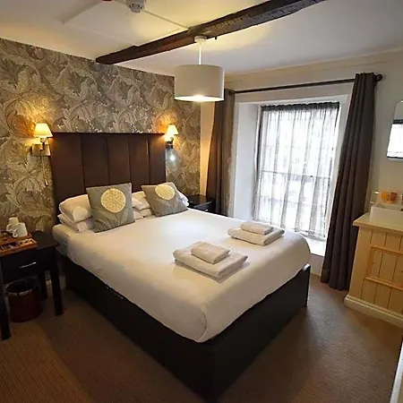 Red Lion 4*