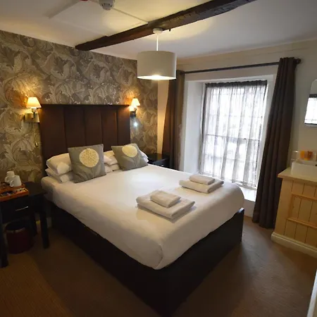 Han/Misafirhane Red Lion