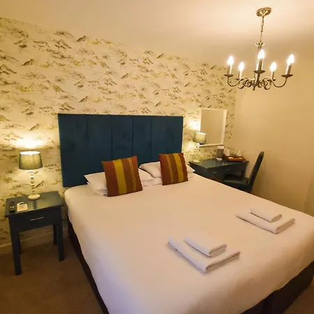 Red Lion Inn 4*