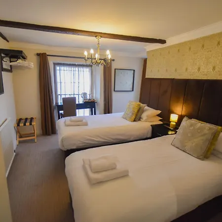 Red Lion 4*